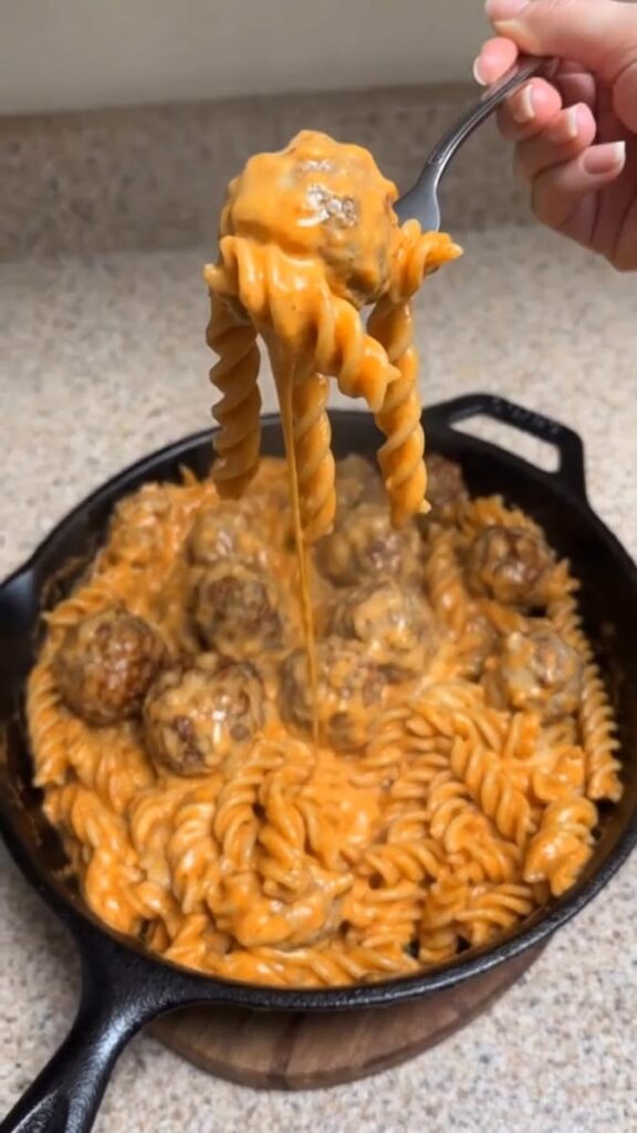 creamy sun-dried tomato pasta