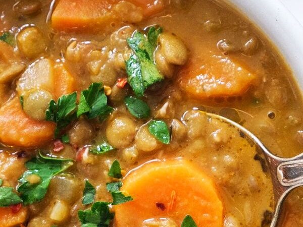 creamy carrot lentil soup