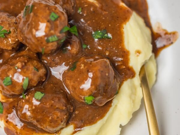 how to make gravy for meatballs