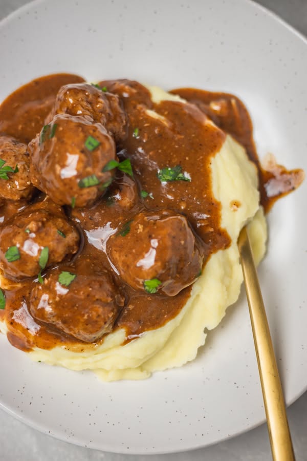 how to make gravy for meatballs