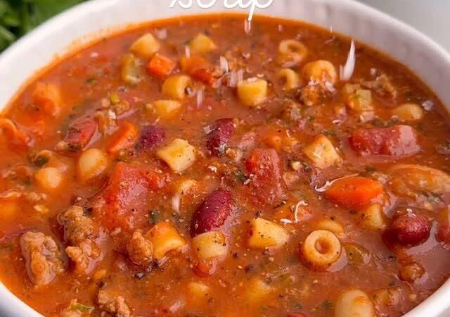 minestrone soup with beef